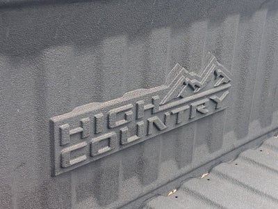 2022 Chevrolet Silverado High Country