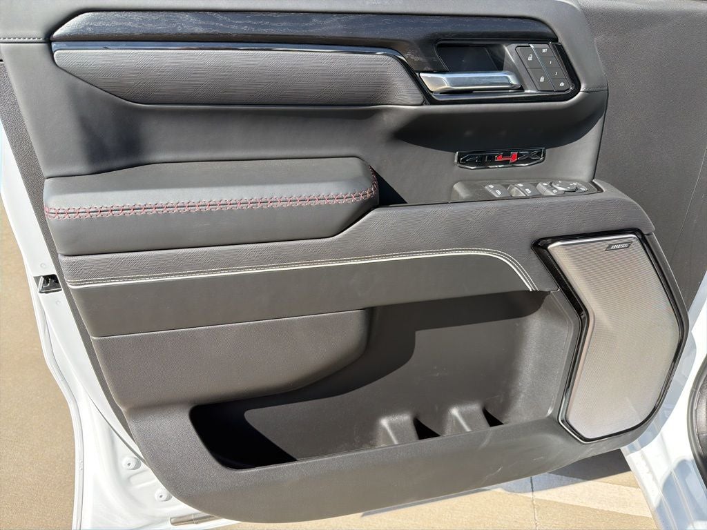 2025 GMC Sierra AT4X