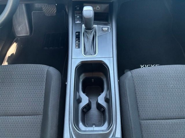 2025 Nissan Kicks S