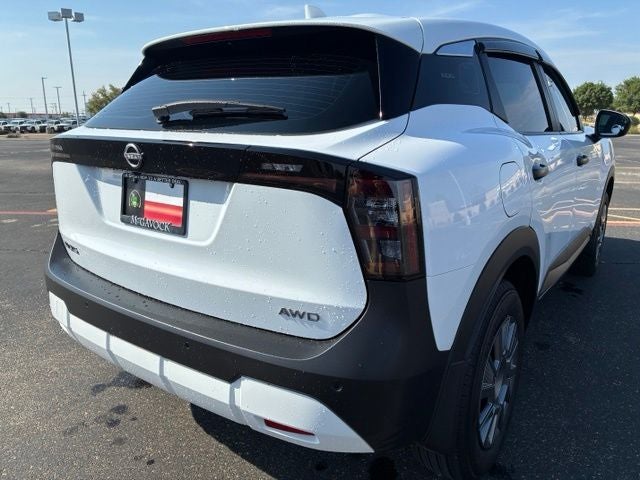 2025 Nissan Kicks S
