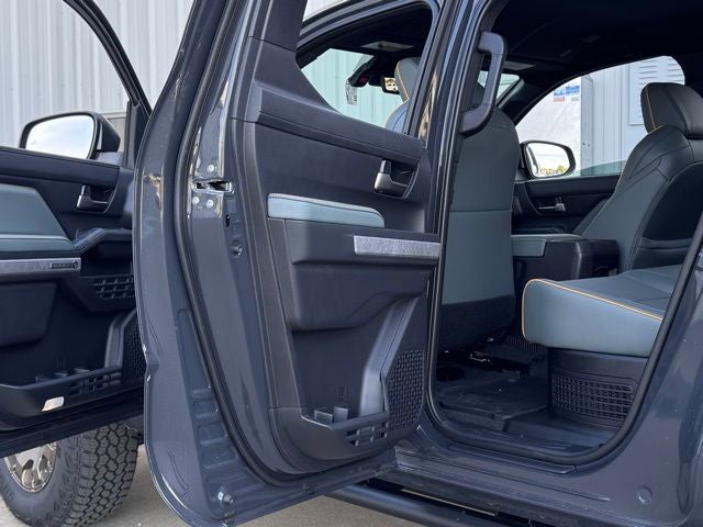 2025 Toyota Tacoma i-FORCE MAX Trailhunter