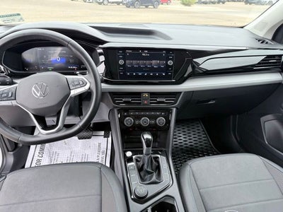 2024 Volkswagen Taos 1.5T SE