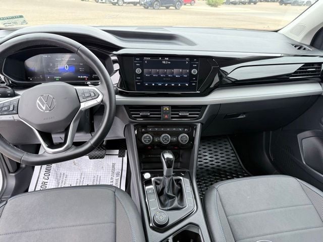 2024 Volkswagen Taos 1.5T SE