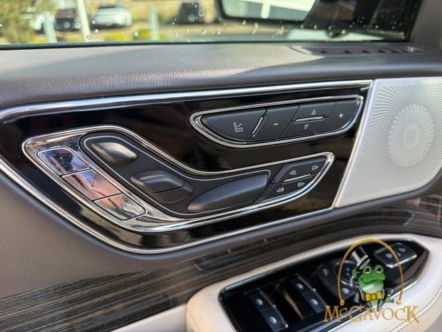 2021 Lincoln Navigator L Black Label