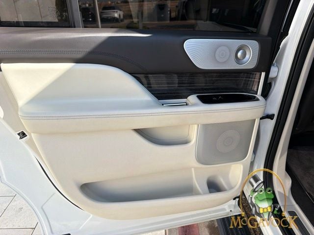 2021 Lincoln Navigator L Black Label