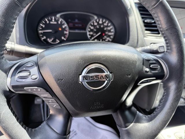 2020 Nissan Pathfinder SL
