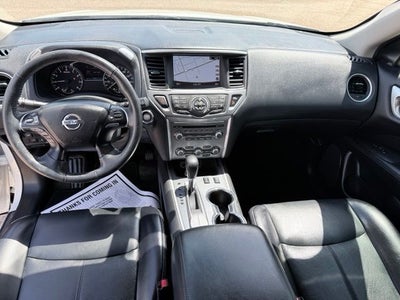 2020 Nissan Pathfinder SL