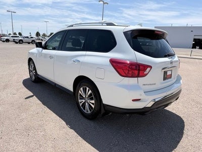 2020 Nissan Pathfinder SL