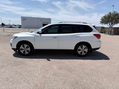 2020 Nissan Pathfinder SL