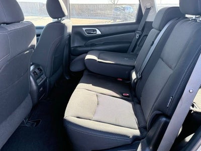 2019 Nissan Pathfinder SV