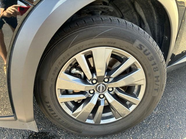 2022 Nissan Pathfinder S