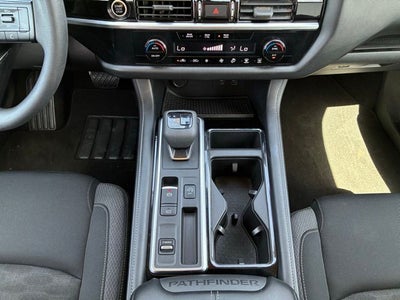 2022 Nissan Pathfinder S