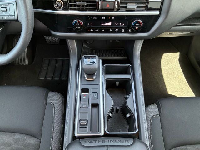 2022 Nissan Pathfinder S