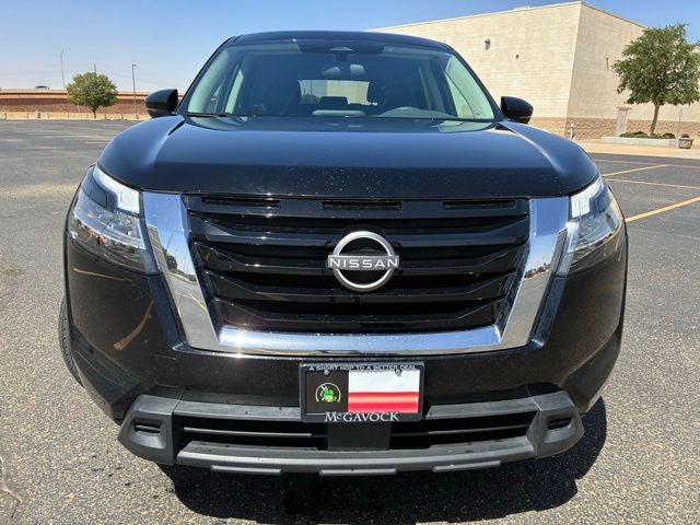 2022 Nissan Pathfinder S
