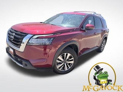 2023 Nissan Pathfinder SL