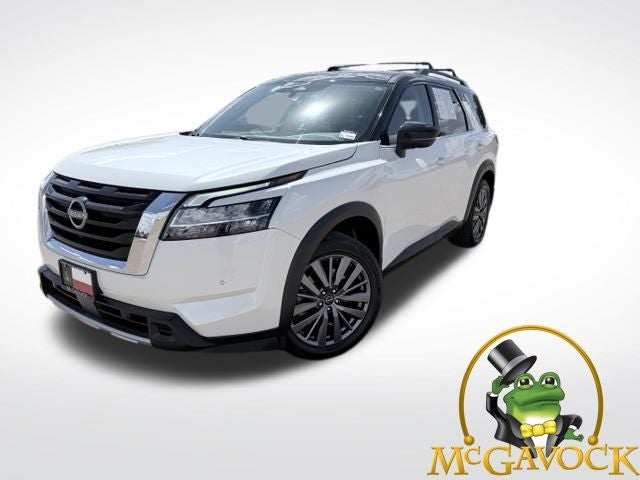 2023 Nissan Pathfinder SL