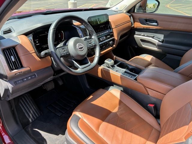 2023 Nissan Pathfinder Platinum