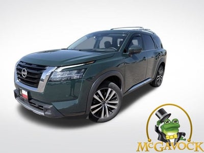 2023 Nissan Pathfinder Platinum