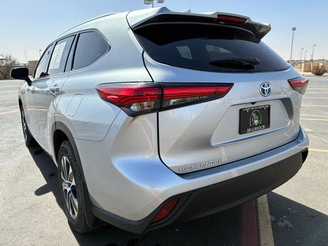 2022 Toyota Highlander Hybrid XLE