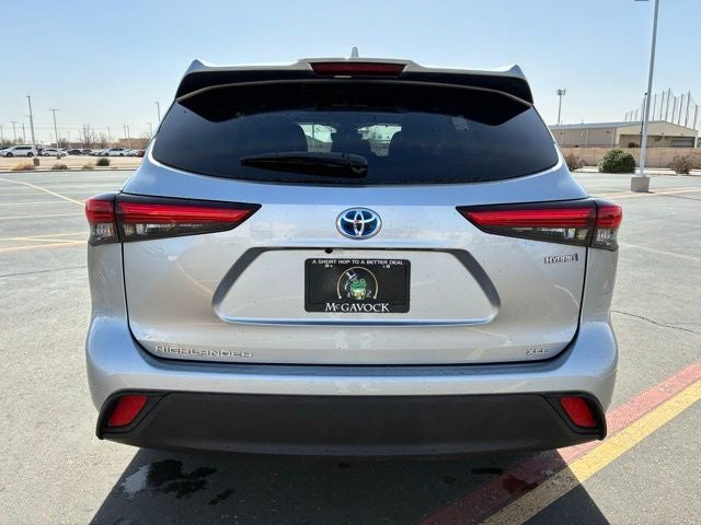 2022 Toyota Highlander Hybrid XLE