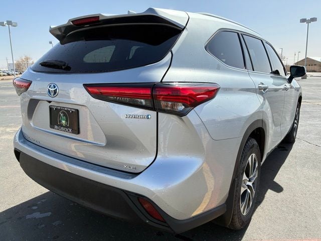 2022 Toyota Highlander Hybrid XLE