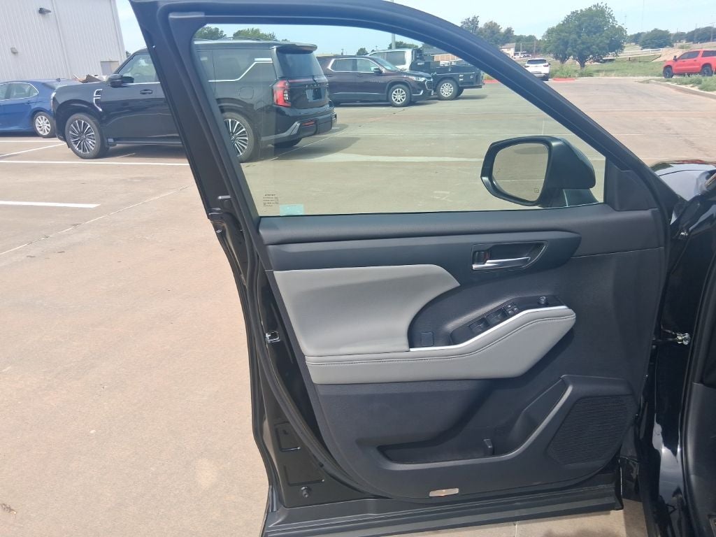 2026 Toyota Highlander Hybrid Hybrid XLE