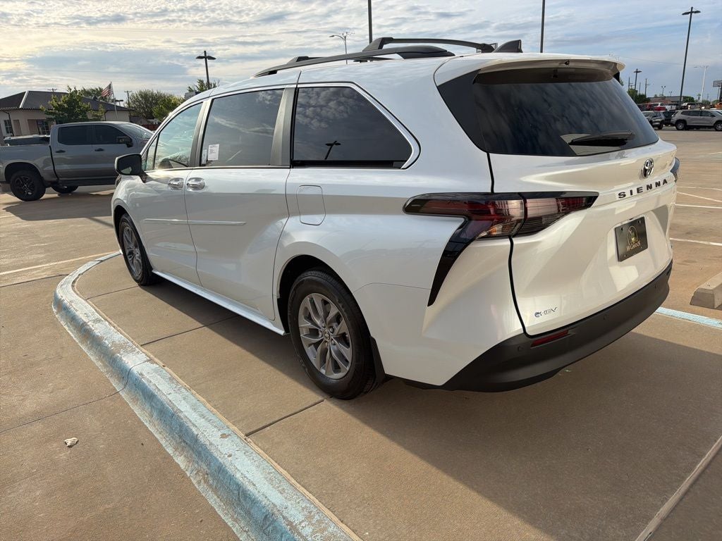 2026 Toyota Sienna XLE