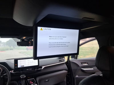 2025 Toyota Sienna Limited 7 Passenger