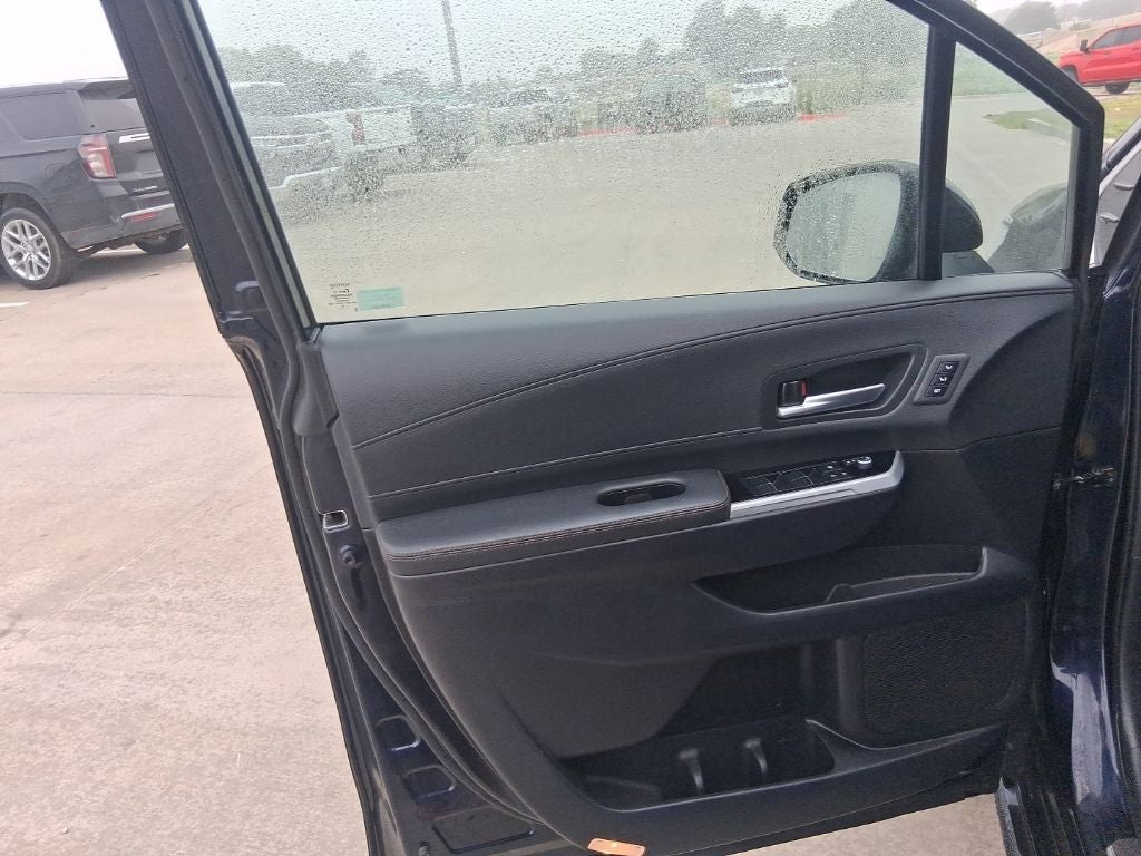 2025 Toyota Sienna Limited 7 Passenger