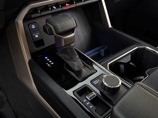 2023 Toyota TUNDRA 4X4 SR5