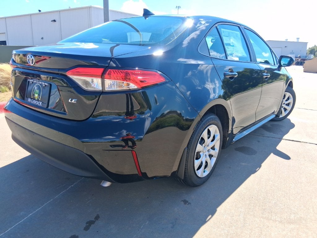 2027 Toyota Corolla LE