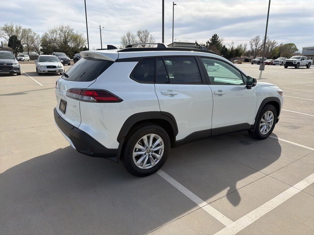 2026 Toyota Corolla Cross LE