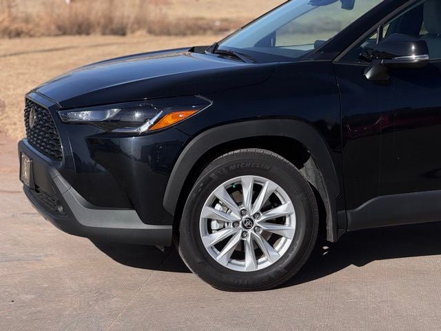 2025 Toyota Corolla Cross LE