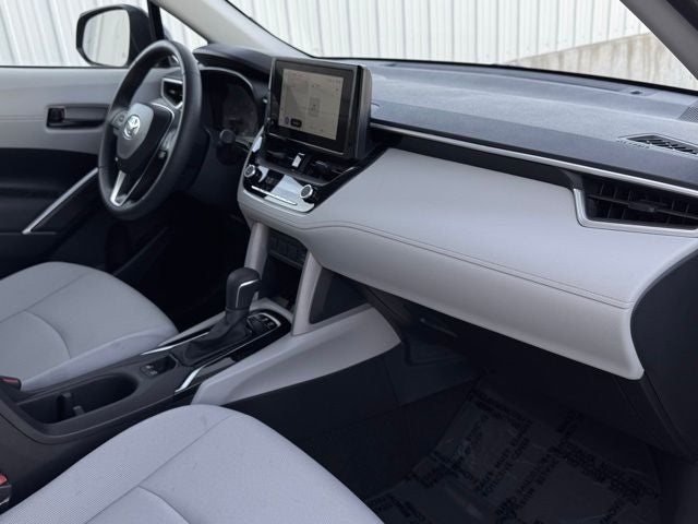 2025 Toyota Corolla Cross LE