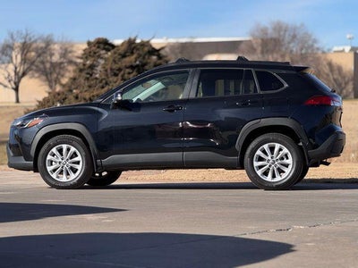 2025 Toyota Corolla Cross LE