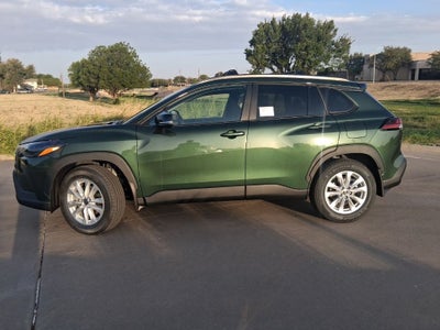 2026 Toyota Corolla Cross LE