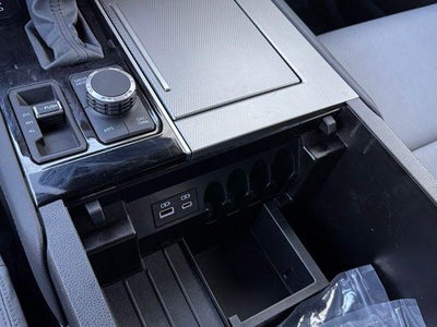 2025 Toyota SEQUOIA 4WD SR5