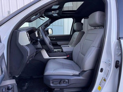 2025 Toyota SEQUOIA 4WD SR5