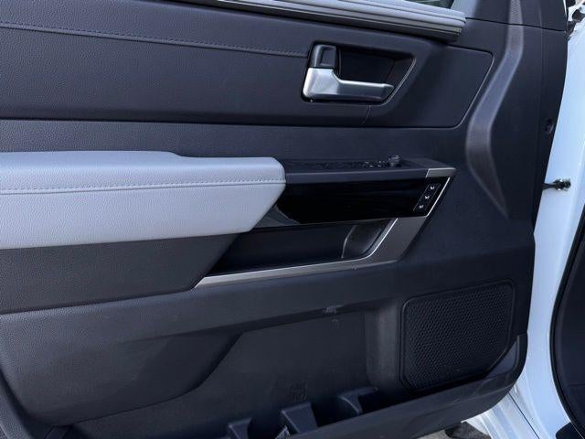 2025 Toyota SEQUOIA 4WD SR5