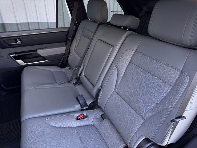 2025 Toyota SEQUOIA 4WD SR5