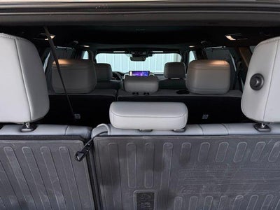 2025 Toyota SEQUOIA 4WD SR5