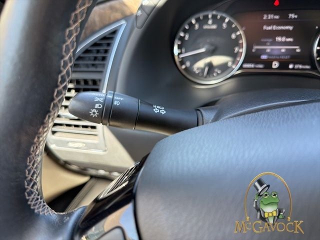 2023 INFINITI QX80 Premium Select