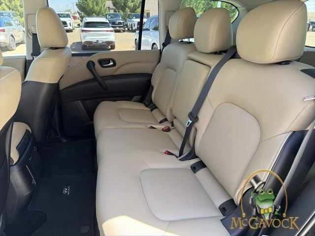 2023 INFINITI QX80 Premium Select