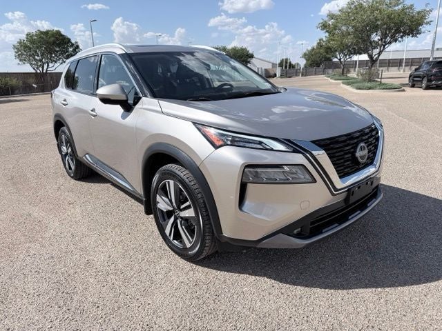 2022 Nissan Rogue SL