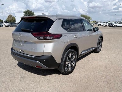 2022 Nissan Rogue SL