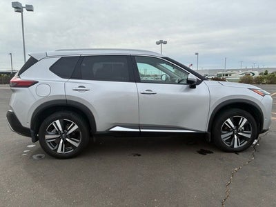 2022 Nissan Rogue Platinum