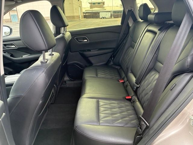 2024 Nissan Rogue Platinum