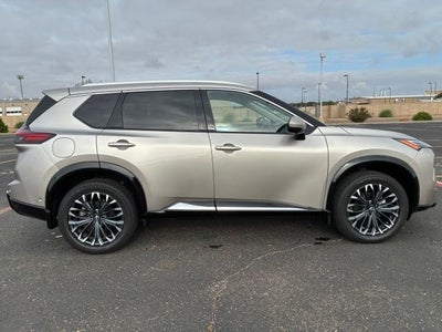 2024 Nissan Rogue Platinum