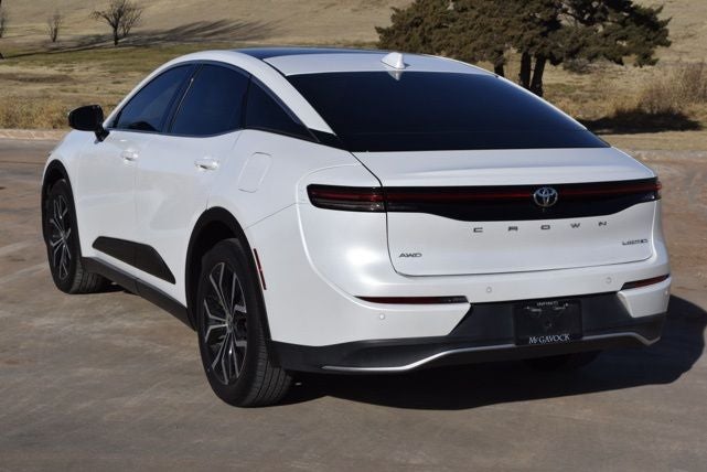 2023 Toyota Toyota Crown LTD Limited