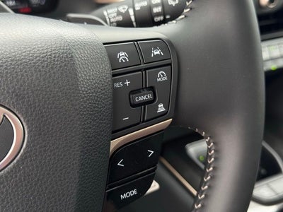 2025 Toyota Toyota Crown Signia Limited